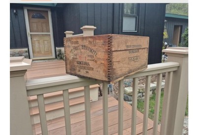 Vintage DuPont Red Cross Extra Strength Dynamite 25 lb. Wood Crate Mining