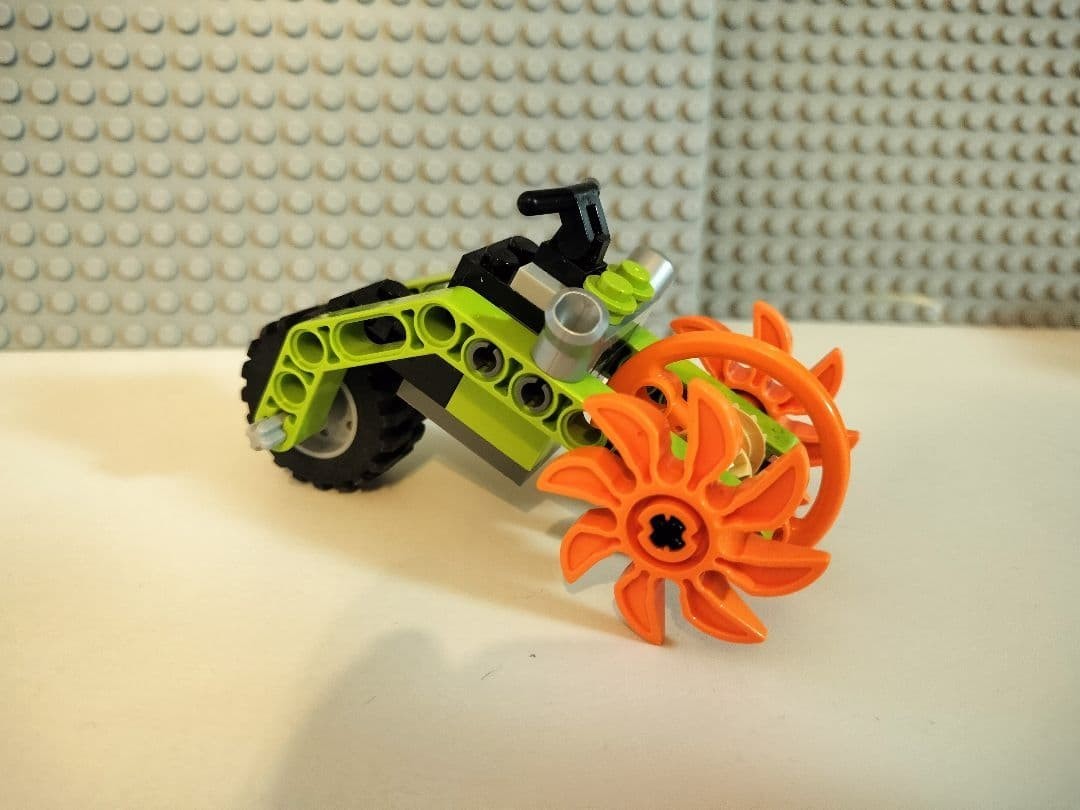 LEGO Power Miners Stone Chopper 8956 Mine Mech 8957 Granite