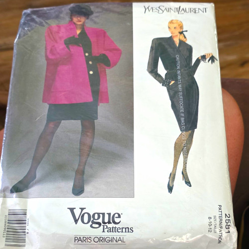 Vogue Paris Original Yves Saint Laurent Uncut Coat/Dress Pattern 2581 8-12 1980s
