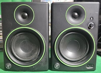 (2) Mackie CR5BT 5'' Studio Monitors/Computer Speakers with Bluetooth