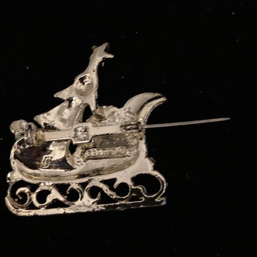 Vintage Gerry's Gold Tone Christmas Tree Sleigh Brooch Pin - Picture 5 of 7