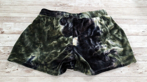 Freshman Girls Size S Green Black Flat Front Tie Dye Elastic Waist Sweat Shorts - Picture 5 of 9