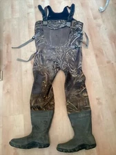 LaCrosse 700316 Men Mallard II Expandable Realtree Max-5 1000G Chest Wader READ*