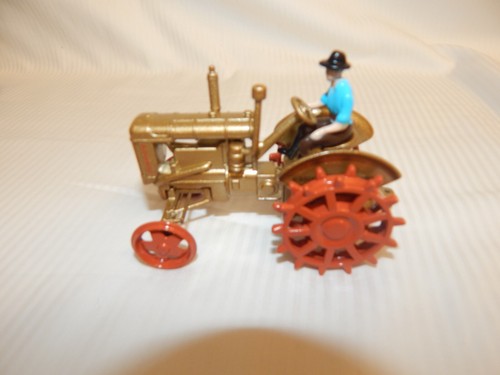 BRITAINS FORDSON MAJOR LIMITED EDITION GOLD 43378 BNIB 1:32 RARE - Picture 5 of 7