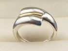 Vintage Designer C&A Sterling Silver  / 18K Gold Band Bypass Ring Sz. 7 - 4.5 gm