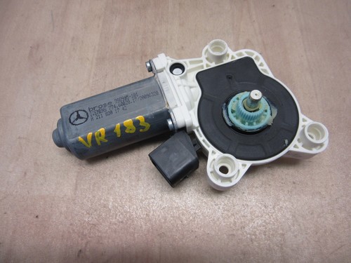 MERCEDES C-KLASSE CL203  Fensterhebermotor Motor vorne rechts A2118201742 (183)