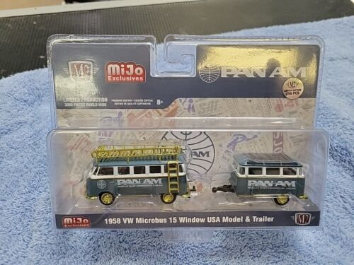 M2 Machines CHASE+reg 1958 Volkswagen Microbus 15 Window USA Model Set Of 2 - Picture 2 of 4