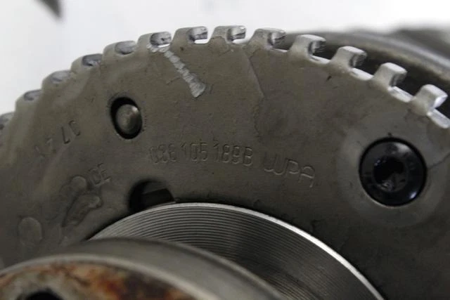 038105021C ALBERO MOTORE VOLKSWAGEN NEW BEETLE 1.9 D 74KW 5M 3P (2004) RICAMBIO Foto 3 de 4