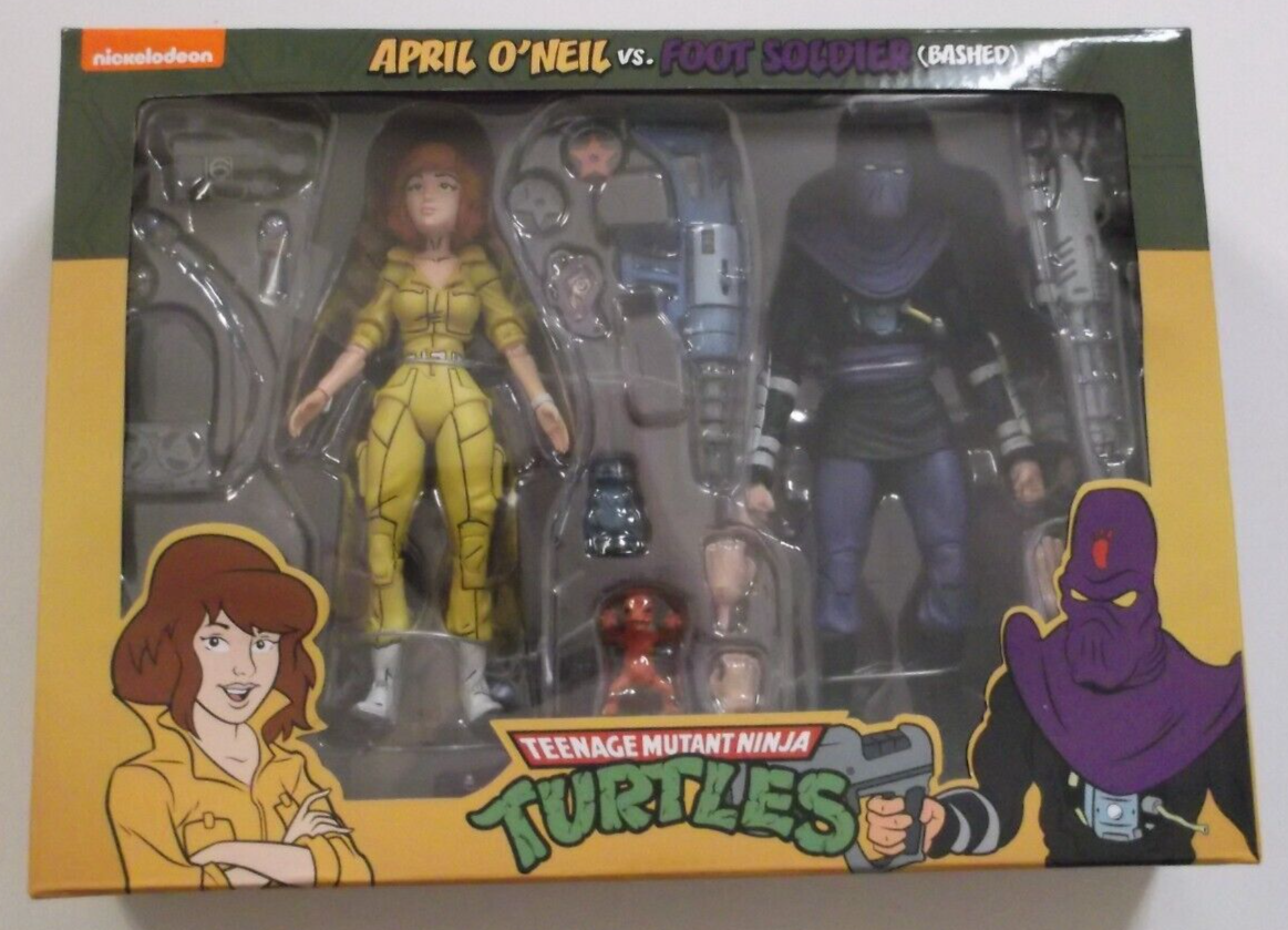 NECA Teenage Mutant Ninja Turtles April O'neil vs Foot