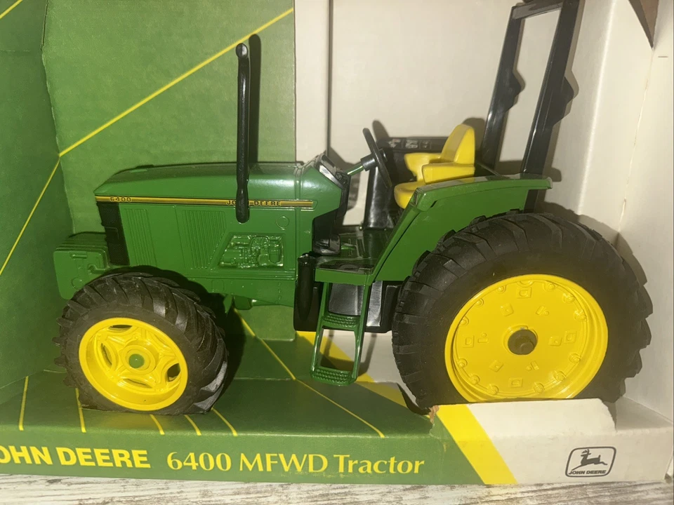 1/16 Scale John Deere 6400 MFWD Tractor With Rops Collector Edition Diecast - Image 2 of 4
