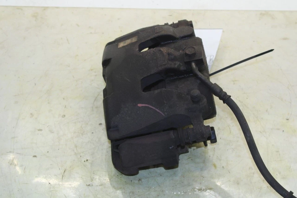 Pinza de disco de freno delantera derecha Laramie 2012-2018 RAM 1500 doble cabina 68157610AA Foto 4 de 4