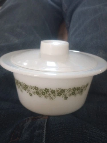 VTG Pyrex/Corning Spring Blossom/Crazy Daisy Butter Round Dish With Lid