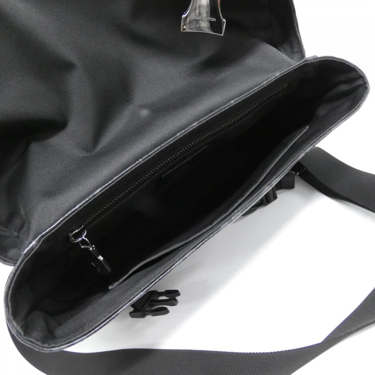 Authentic LOUIS VUITTON Monogram Eclipse Messenge… - image 6