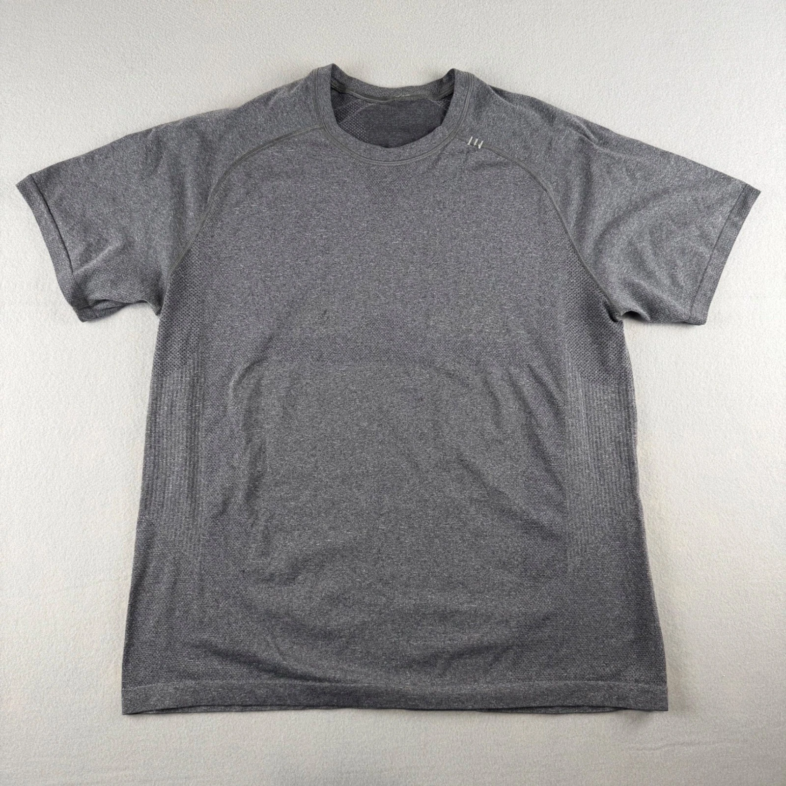 Lululemon Metal Vent Tech Short Sleeve Shirt Mens Grey Training Tee L