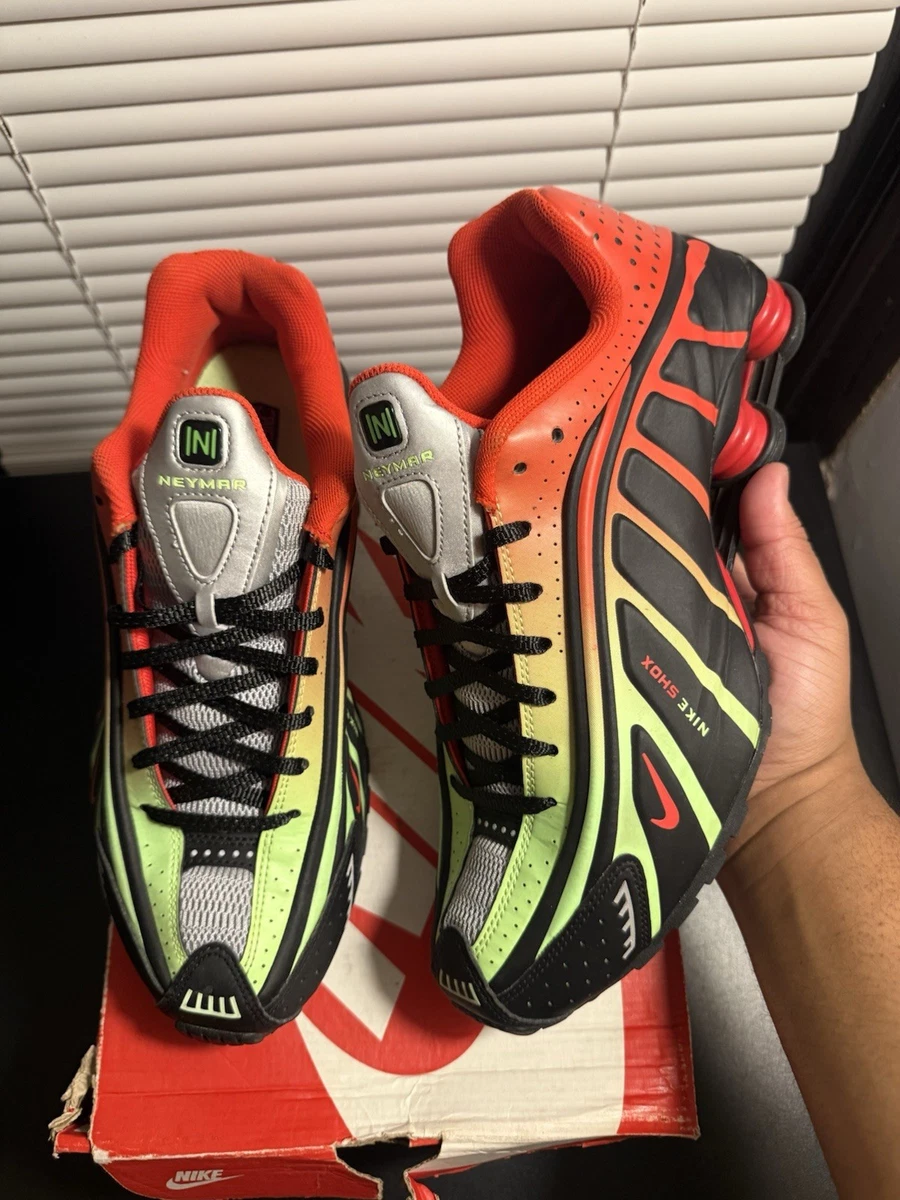 Nike Neymar Jr. x Shox R4 São Paulo Markets for Sale