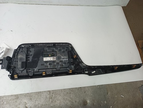 GM 42779165 Display Screen w/ Panel from 2022 Chevrolet Volt 12024633 - Picture 2 of 12