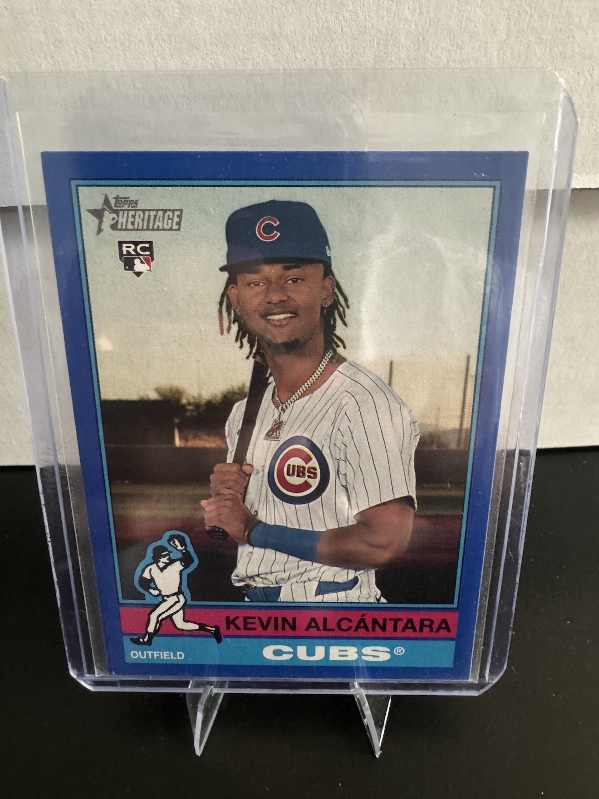 2025 Topps Heritage - Kevin Alcantara #353 Dark Blue Border (RC)