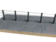 4FT CONCRETE FENCE POSTS LASER CUT FOR OO GAUGE 1:76 MODEL RAILWAY - LX378-OO