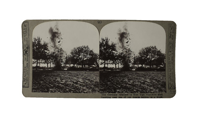 WW1 Stereoview EXPLOSION VERURSACHT DURCH DEUTSCHE ARTILLERIE HE SHELL UM 1918 Foto 3D Karte