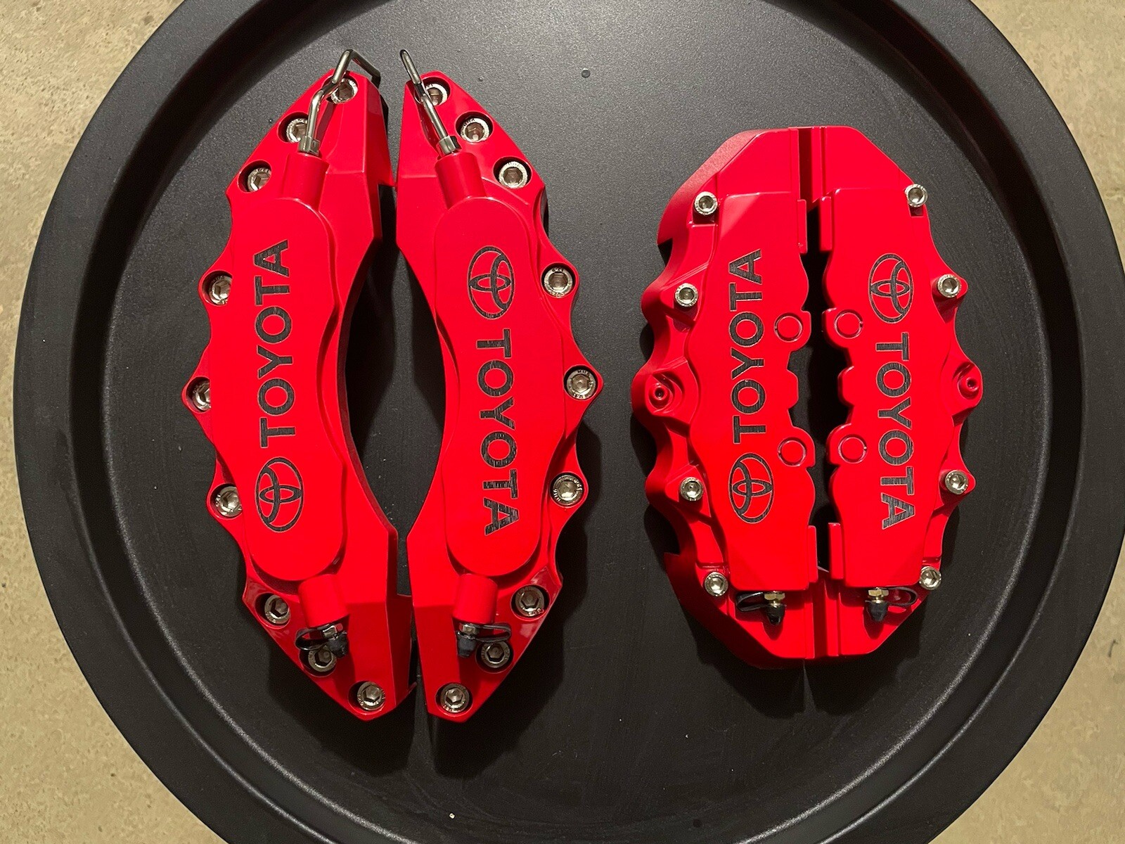 ENGRAVED BRAKE CALIPER COVER 4PCS TOYOTA CAMRY, AVALON,LC200,RAV4