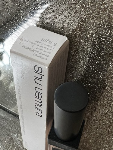 Shu Uemura - Correttore liquido estensibile illimitato 7 ml, 5 luci - Foto 4 di 4