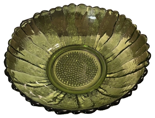 MCM Anchor Hocking Avocado Green Sunflower Bowl Set- perfect for chips and dip