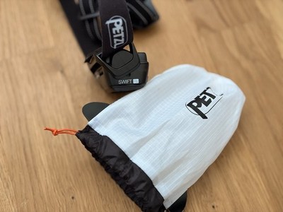 Petzl Swift RL Unisex Stirnlampe schwarz