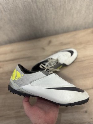 Nike Mercurial Glide II TF US 10,5 Soccer Trainers Football Boots Very Rare VNTG