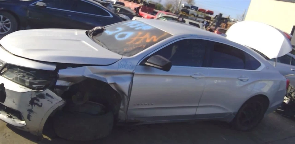 Espejo retrovisor manual atenuación 13 14 2015 16 17 18 19 20-25 Chevy Malibu | OPT D31 Foto 4 de 4