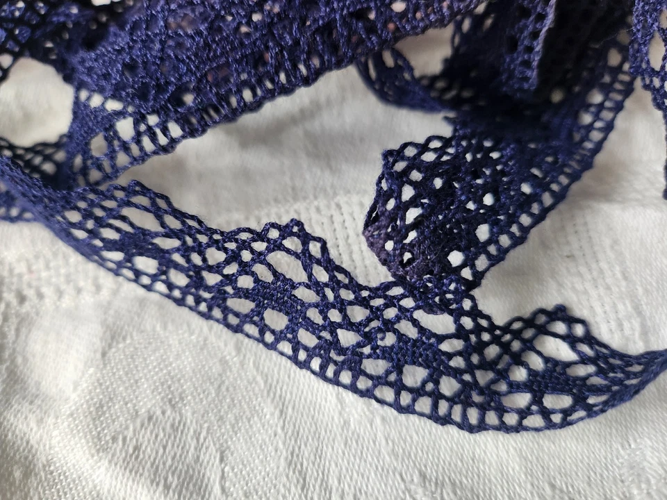 Dentelle vintage bleu foncé coton  3 métres sur 2 cm A5 - Photo 2/4