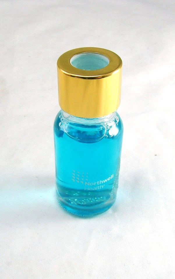 Ariel Northwell Health OCEAN BREEZE Diffuser Set 0.34 oz 10 ml NEW NIB imperf - Image 2 of 4