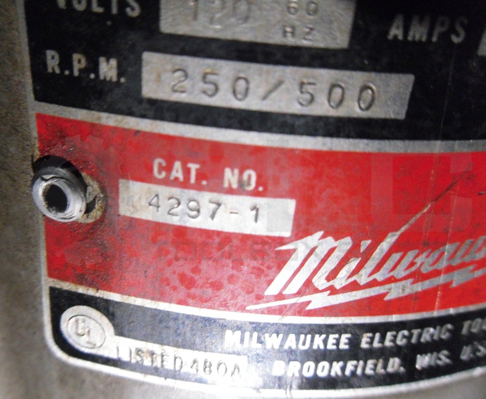 MILWAUKEE 4202 DRILL PRESS 12.5A 120V 60HZ W/ 42971