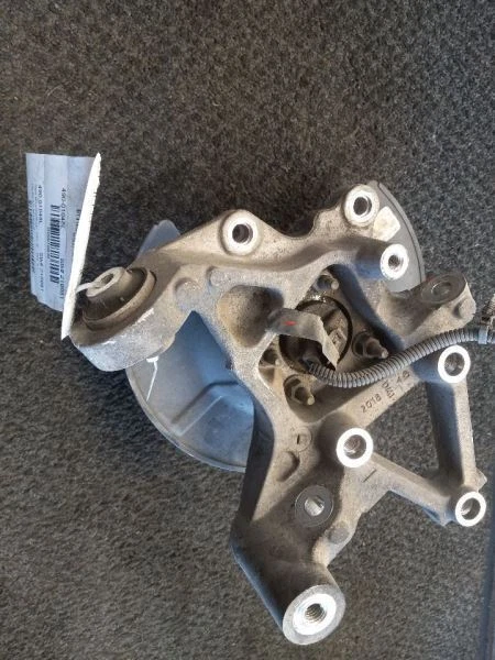 04 05 06 07 08 09 10 11 12 CHEV MALIBU OEM Driver Nudillo trasero izquierdo 15942149  Foto 2 de 4