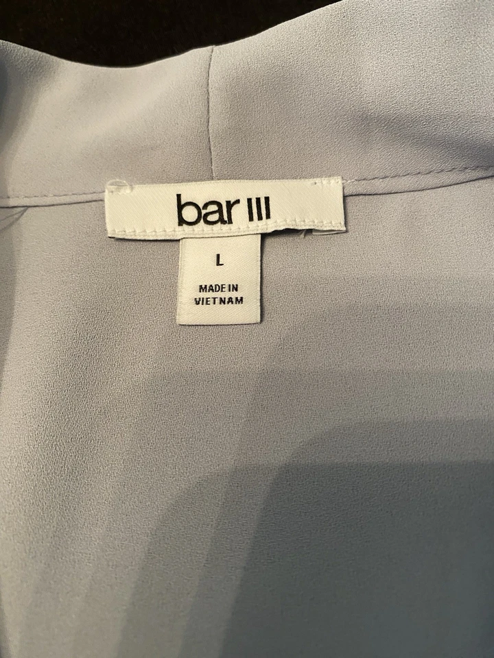 Blusa plisada manga larga cuello en V azul claro Bar III para mujer talla L carrera $69 Foto 3 de 4