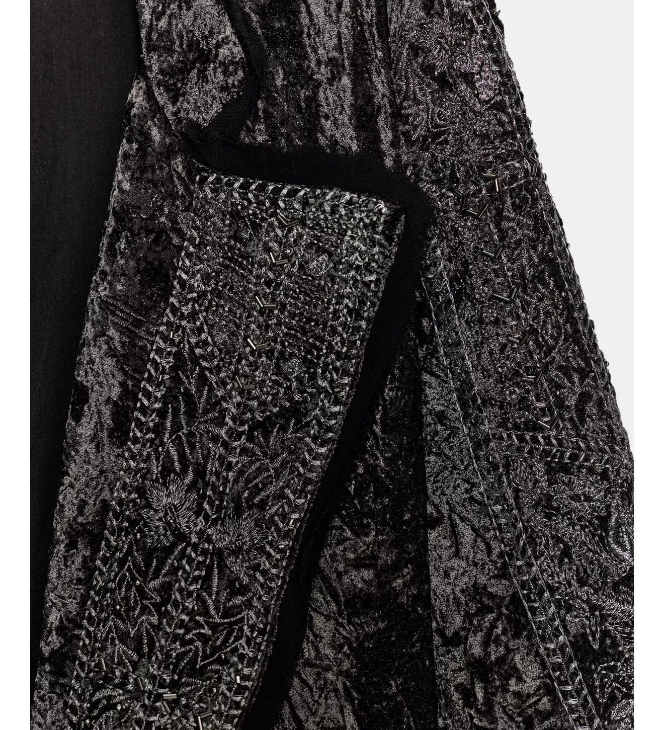 ZW COLLECTION LIMITED EDITION EMBROIDERED VELVETKIMONO image 6
