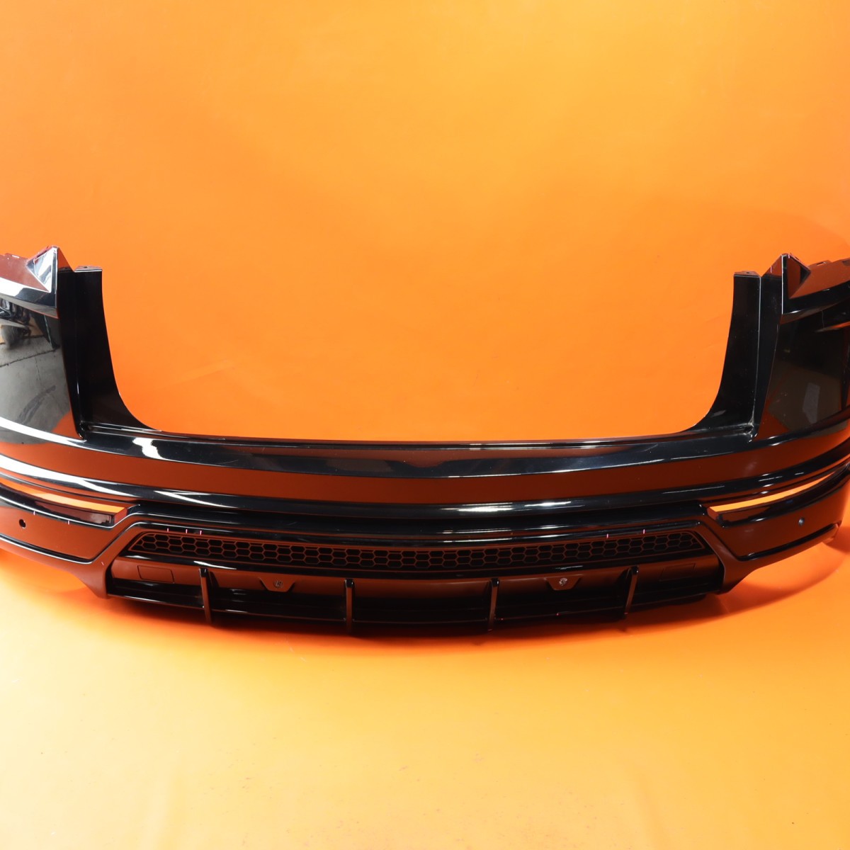 LAMBORGHINI URUS REAR BUMPER 2019 2020 2021 2022 2023 4ML807511A OEM