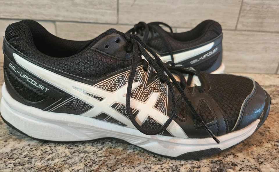 亚瑟士鞋女式 7 码黑色 Gel UpCourt 排球网球训练运动鞋 — 第 2/4 张图片