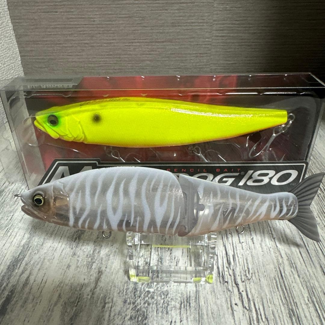 Megabass Megadog 180 & Gancraft Jointed Claw Jerkbaits, Used, Fishing Lures - Image 2