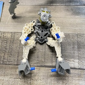 Lego Bionicle: Mazeka 8954, 100% Complete With 9 Zamor Spheres,  Box & Manual