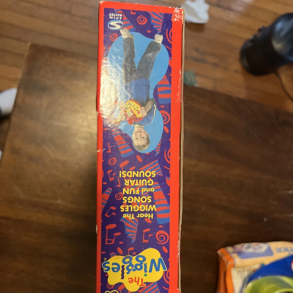 Guitarra The Wiggles ¡FUNCIONA MUY BIEN! ¡Toca música y canta! Foto 3 de 4