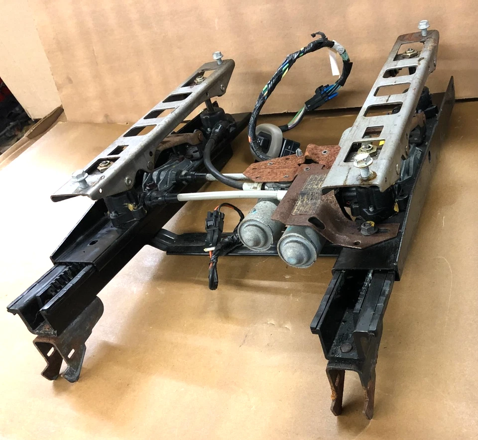 Pontiac Grand AM GT 2003 asiento eléctrico pista (conductor) 2001-2005 Foto 2 de 4