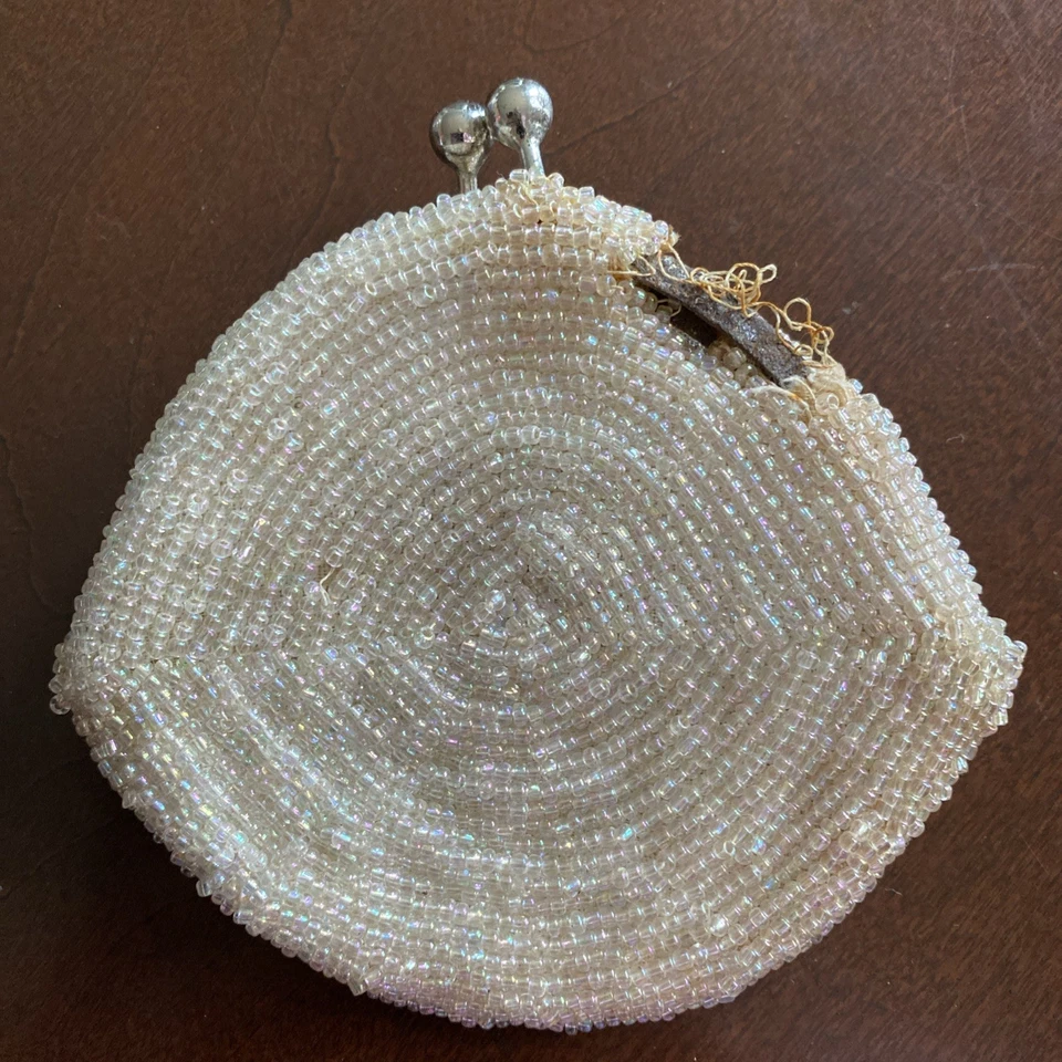 Vtg 1950s Beaded Penguin Coin Purse Change Bag Clamshell Clutch Handmade Grammas - Image 2 of 4