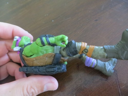 NINJA TURTLE ACTION FIGURE 2015 PLAYMATES MOVEABLE SWIVAL ARMS & LEGS & HEAD - Picture 12 of 12