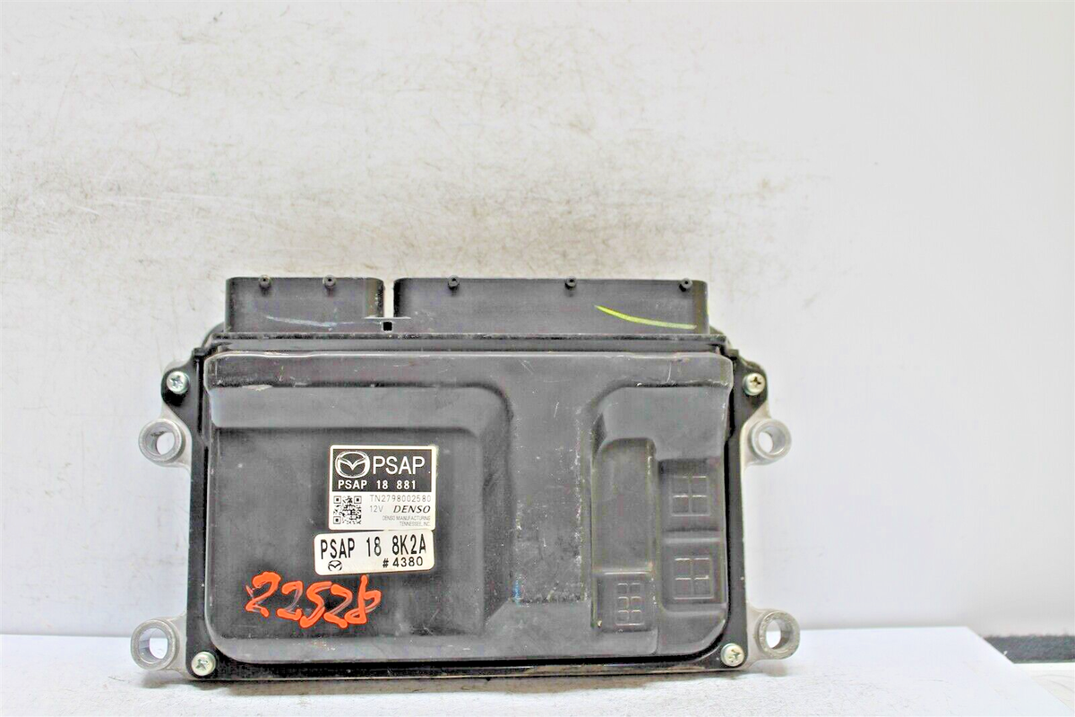 kpm様 PSAP18881 Mazda-3 2017-2018 Engine Control Unit ECU Module OEM