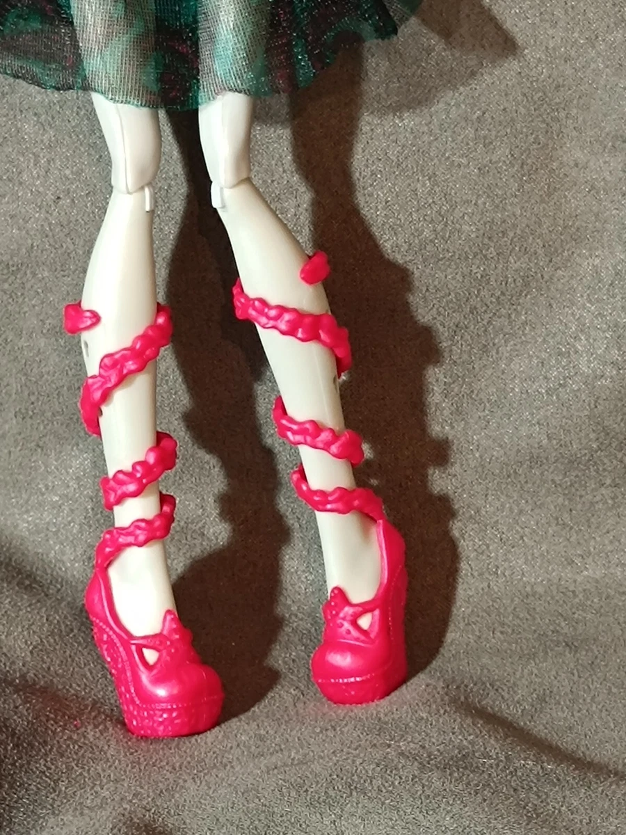 MONSTER HIGH G1 - MUÑECA LAGOONA BLUE serie "DANCE CLASS / CLASE DE BAILE"