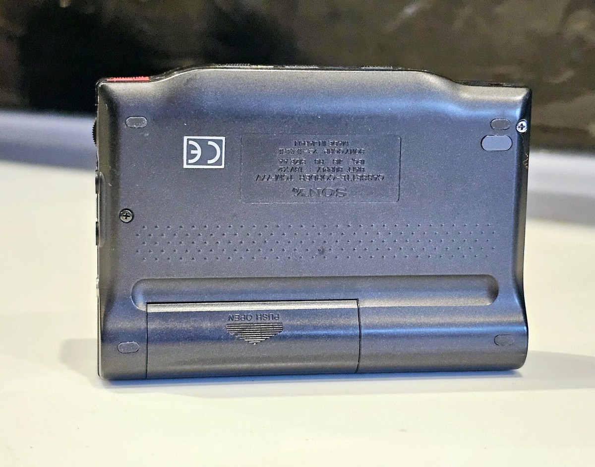 Sony TCM-77V Walkman – Vintage, Autoreverse, Pour Pièces Ou Réparation