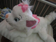 DISNEYLAND ARISTOCATS MARIE THE PLUSH 12" CAT PINK BOW