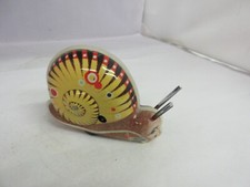VINTAGE TOY WIND UP TIN SNAIL TOY M-654