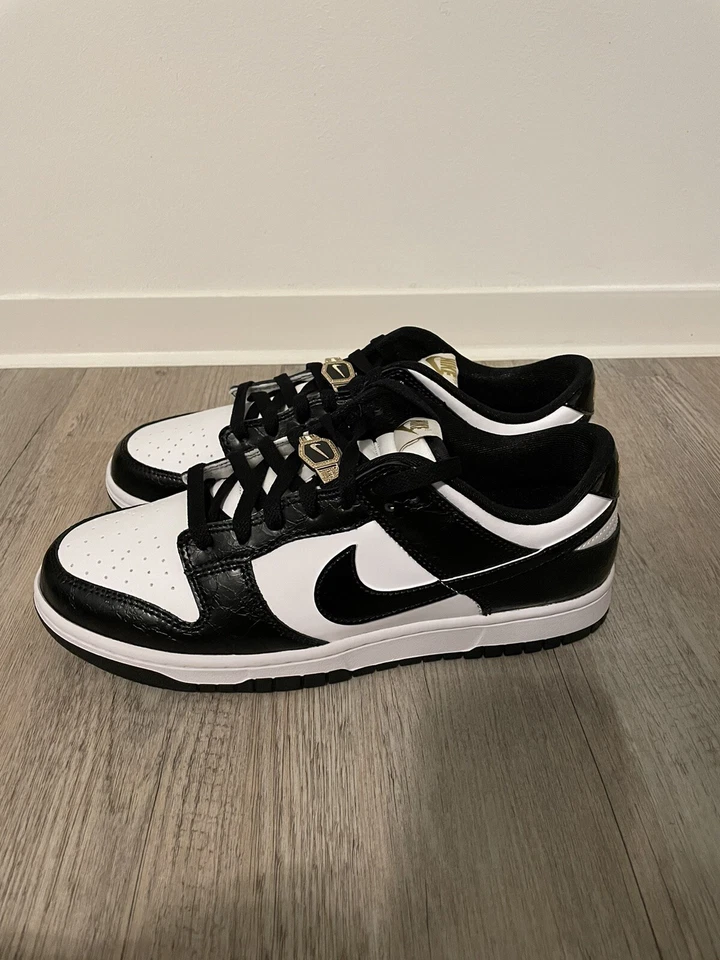 Nike Dunk Low Black White - World Champs | EU 42.5 US 9 | Neu OVP Blitzversand - Bild 4 von 4