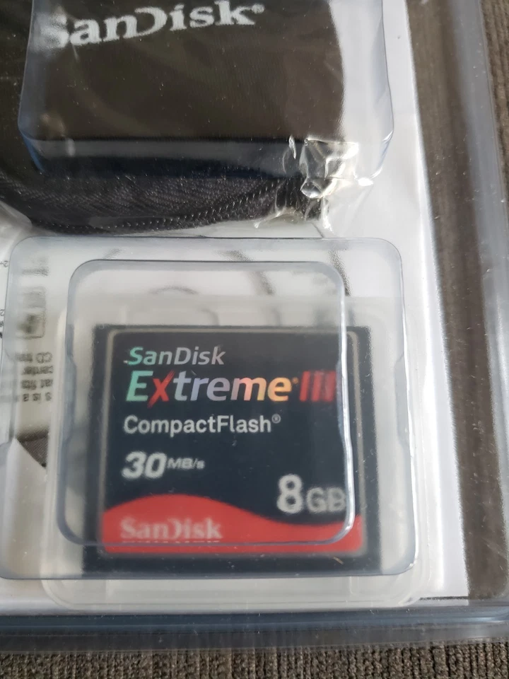 SanDisk Extreme III 8GB Compact Flash Card 30MB/s - NEW NO BOX SEALED PACK! - Image 2 of 4